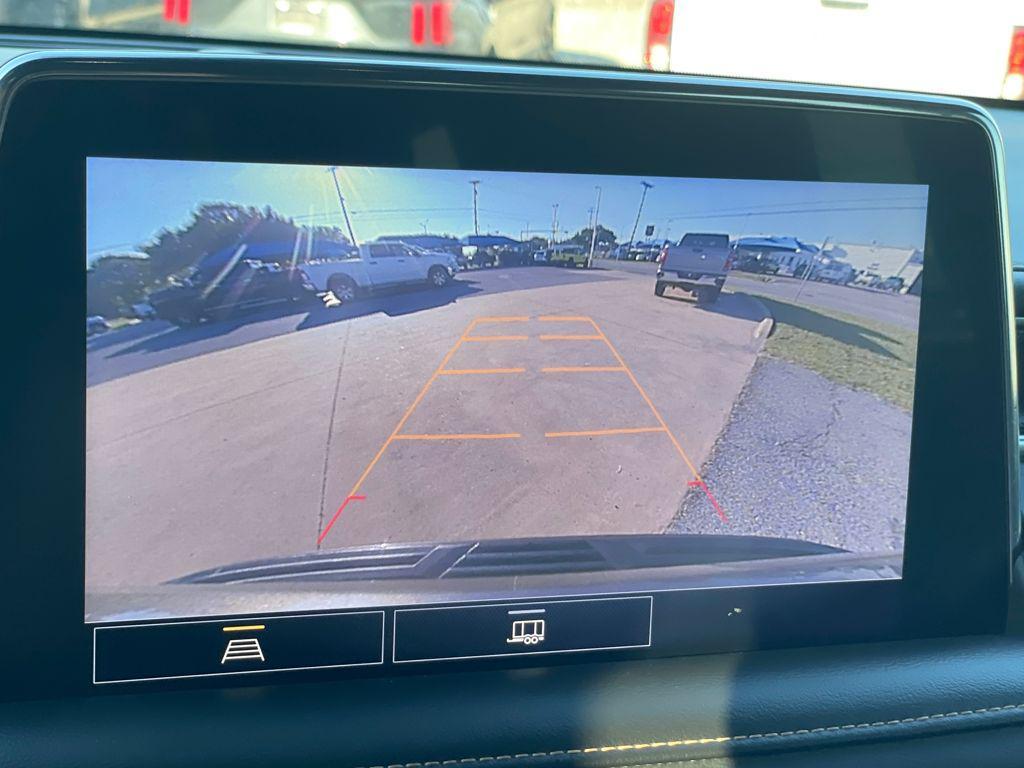 used 2021 GMC Yukon car, priced at $43,499