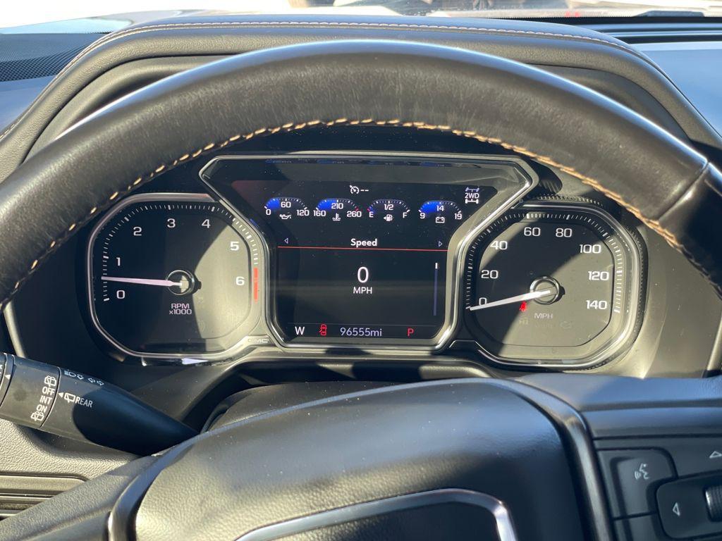 used 2021 GMC Yukon car, priced at $43,499