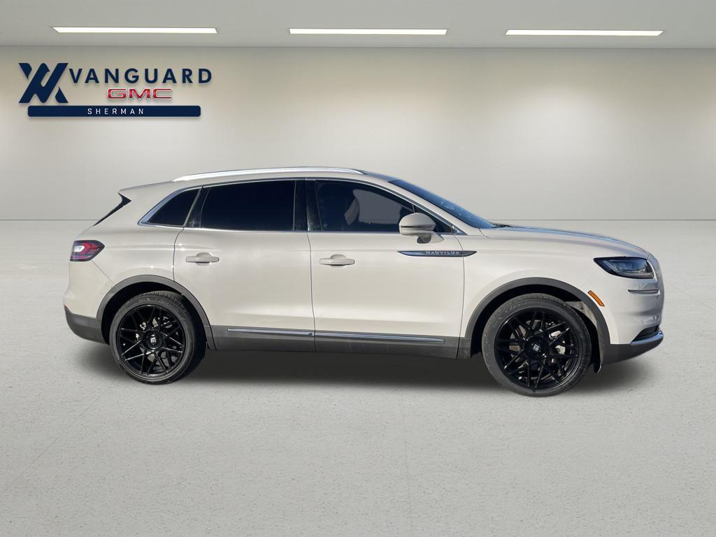 used 2022 Lincoln Nautilus car, priced at $23,486