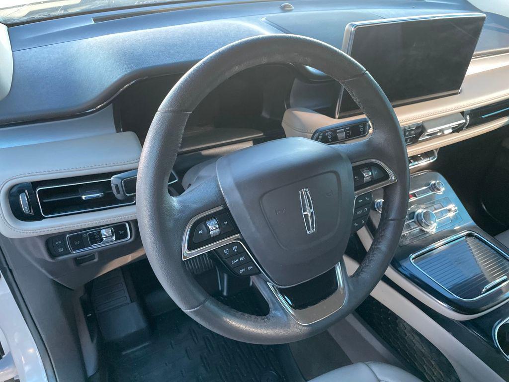 used 2022 Lincoln Nautilus car, priced at $23,486