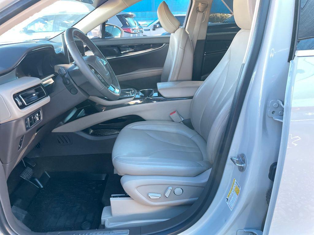 used 2022 Lincoln Nautilus car, priced at $23,486