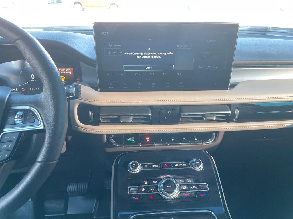 used 2022 Lincoln Nautilus car, priced at $23,486