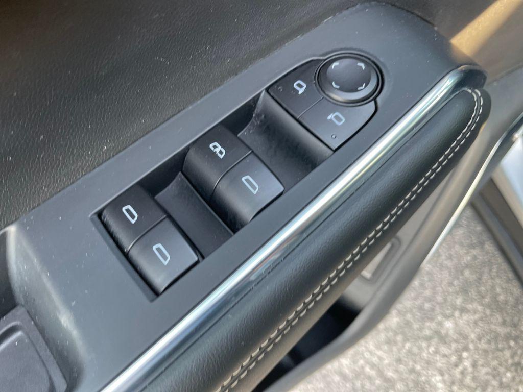 used 2025 GMC Acadia car, priced at $32,885