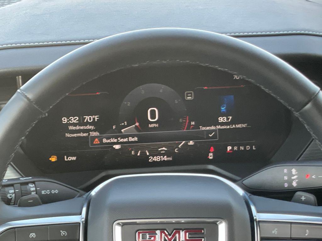 used 2025 GMC Acadia car, priced at $32,885