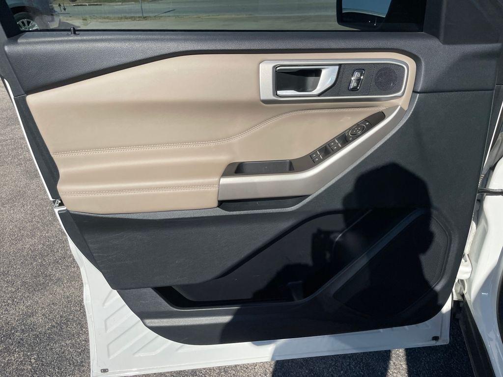 used 2023 Ford Explorer car, priced at $27,914