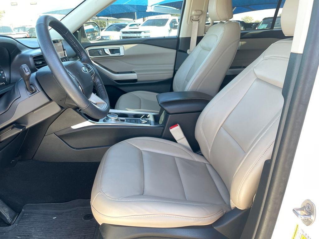 used 2023 Ford Explorer car, priced at $27,914
