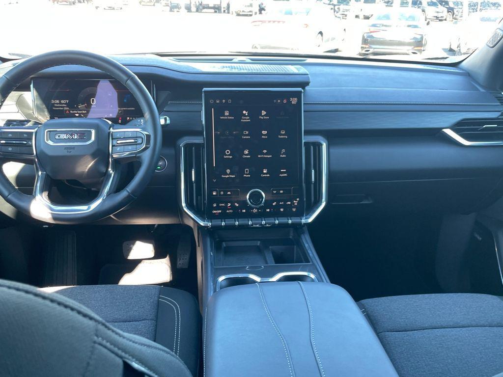 used 2025 GMC Acadia car, priced at $33,998