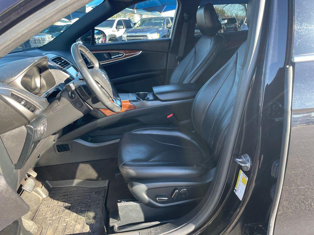 used 2020 Lincoln Nautilus car, priced at $20,859