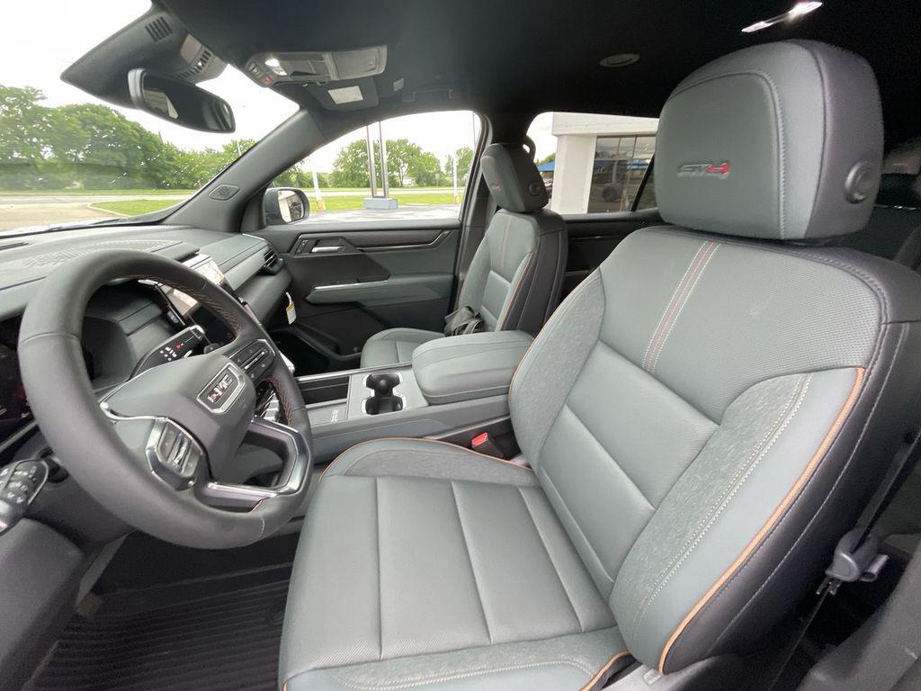 new 2025 GMC Acadia car, priced at $47,203