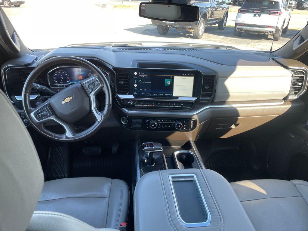 used 2022 Chevrolet Silverado 1500 car, priced at $35,986