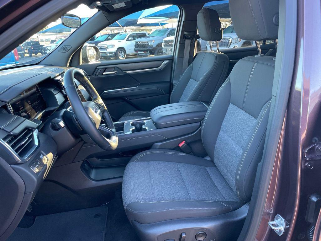 used 2025 GMC Acadia car, priced at $33,371