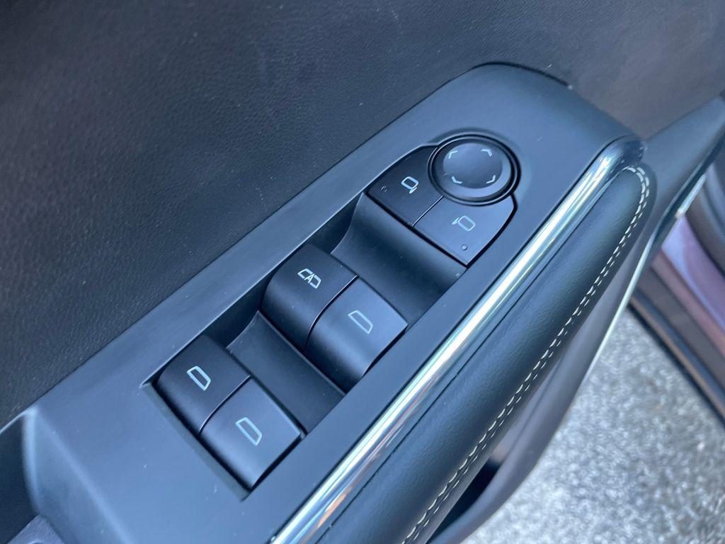 used 2025 GMC Acadia car, priced at $33,371