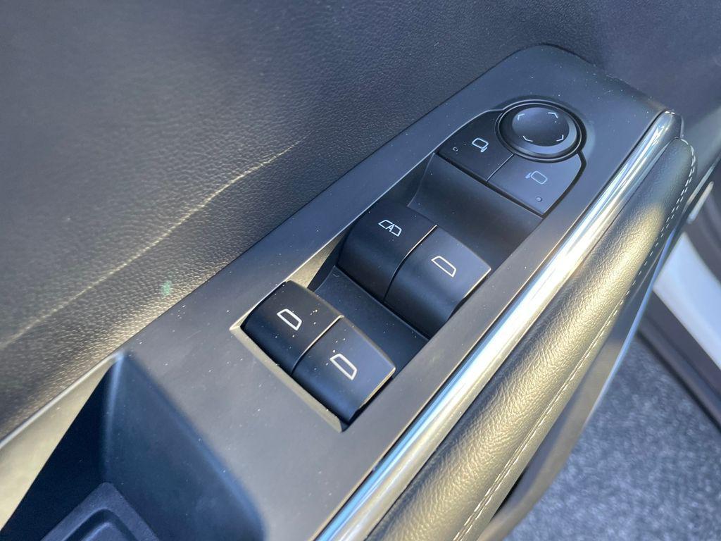 used 2025 GMC Acadia car, priced at $33,643