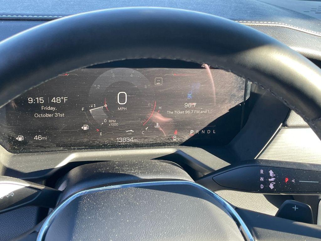 used 2025 GMC Acadia car, priced at $33,643