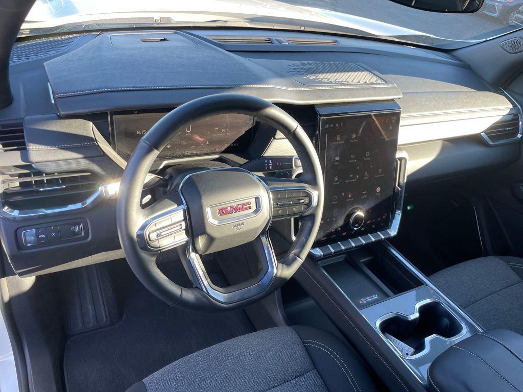 used 2025 GMC Acadia car, priced at $33,643