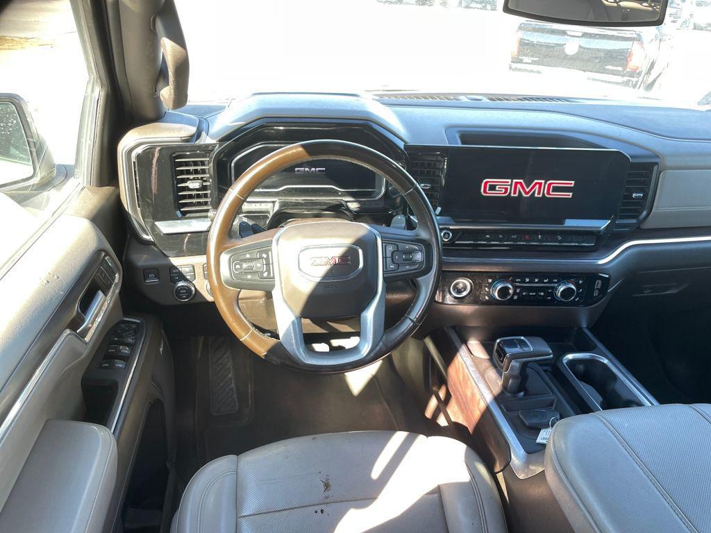 used 2023 GMC Sierra 1500 car, priced at $45,562