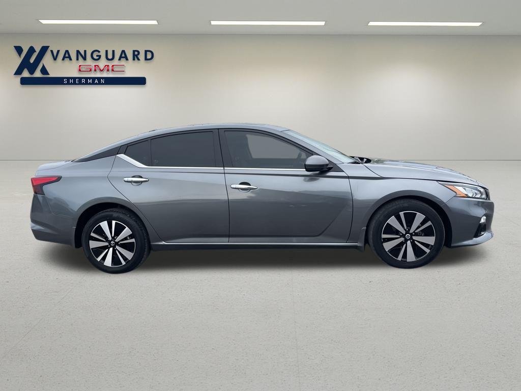 used 2022 Nissan Altima car, priced at $19,999
