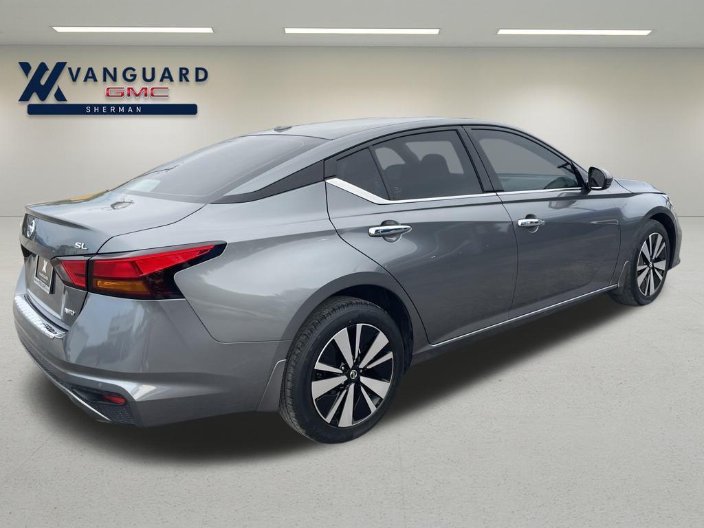 used 2022 Nissan Altima car, priced at $19,999