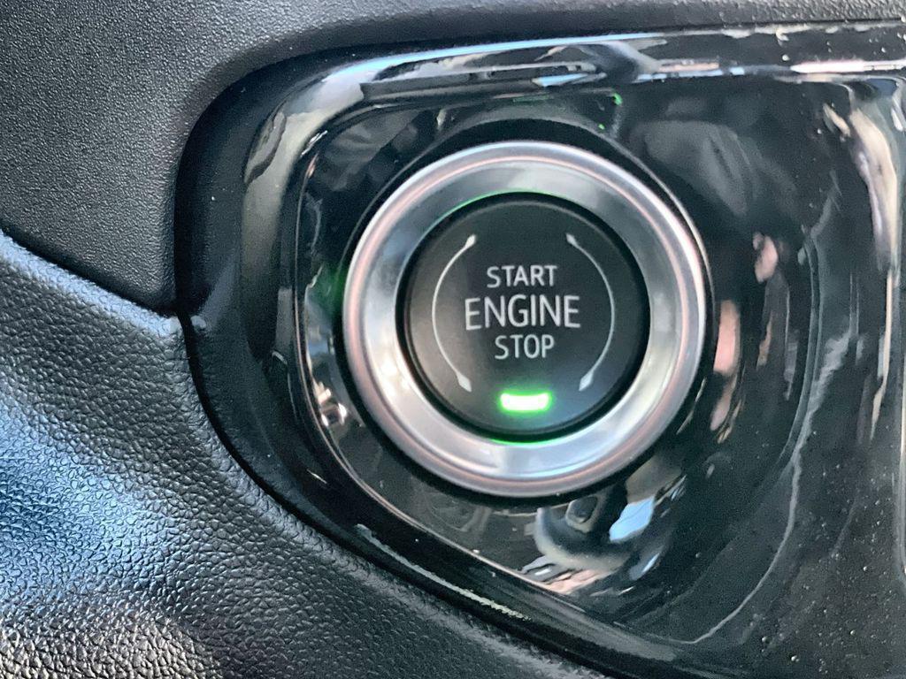 new 2025 GMC Sierra 1500 car, priced at $39,734