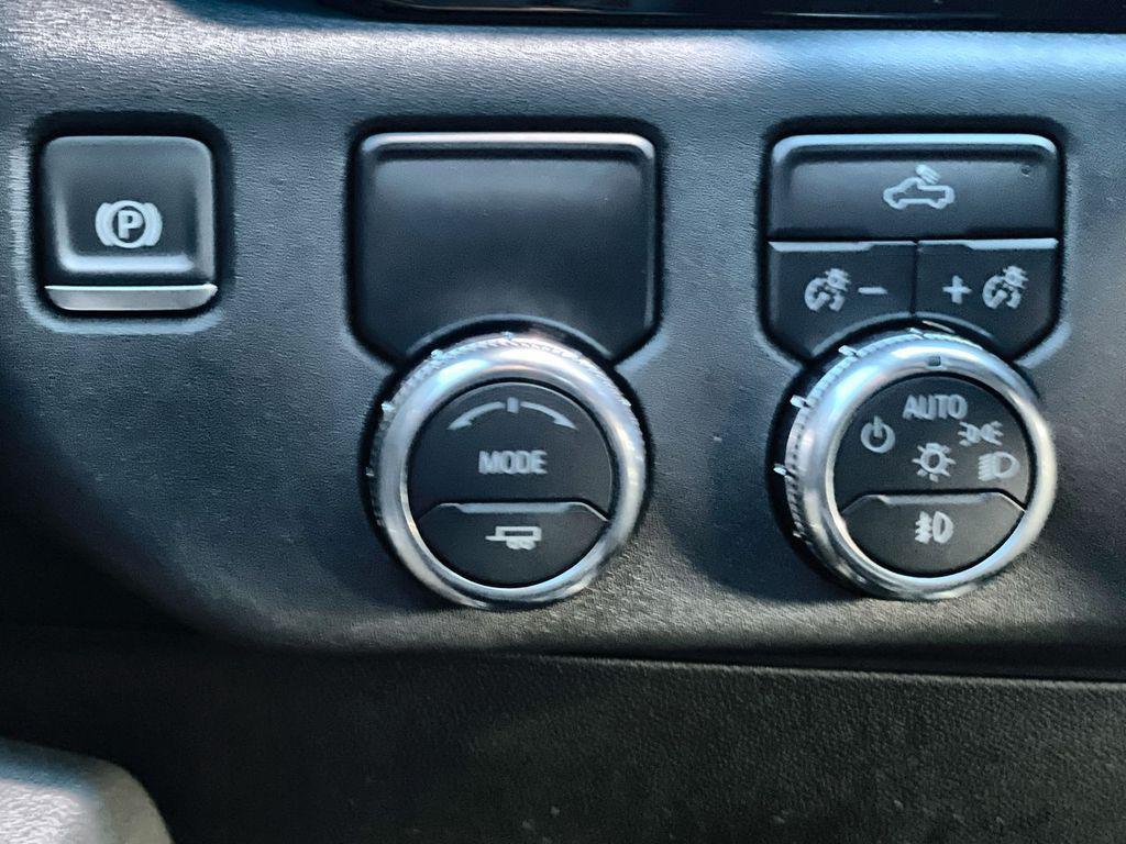 new 2025 GMC Sierra 1500 car, priced at $39,734