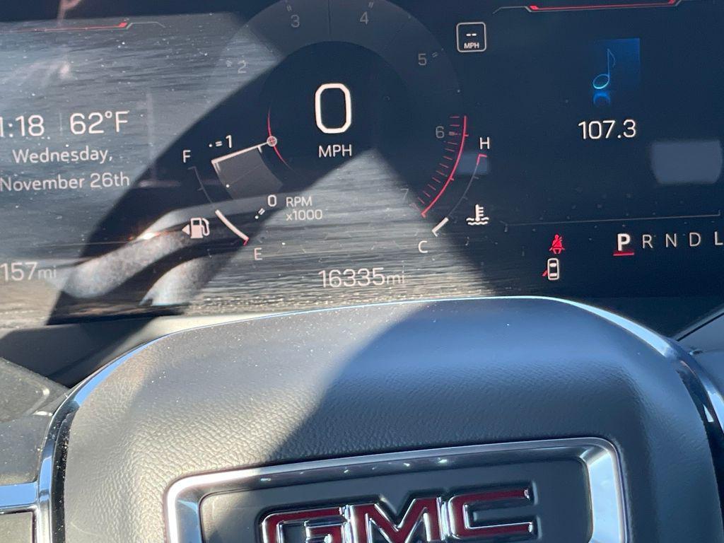 used 2025 GMC Acadia car, priced at $34,227