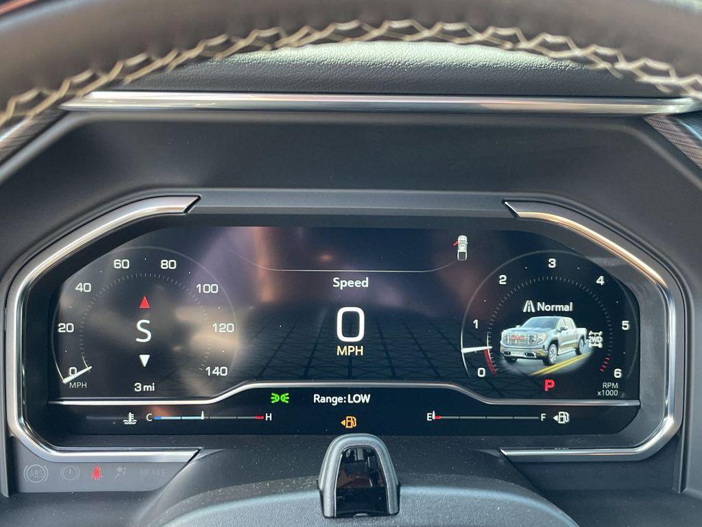 new 2025 GMC Sierra 1500 car, priced at $73,578