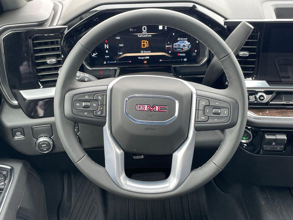 new 2026 GMC Sierra 1500 car, priced at $40,328