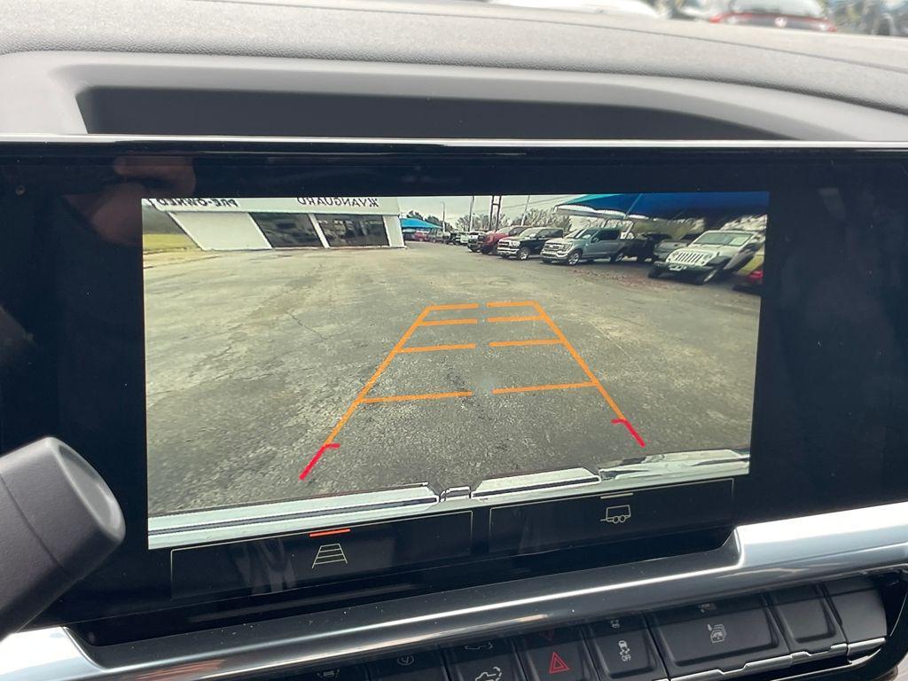 new 2026 GMC Sierra 1500 car, priced at $40,328