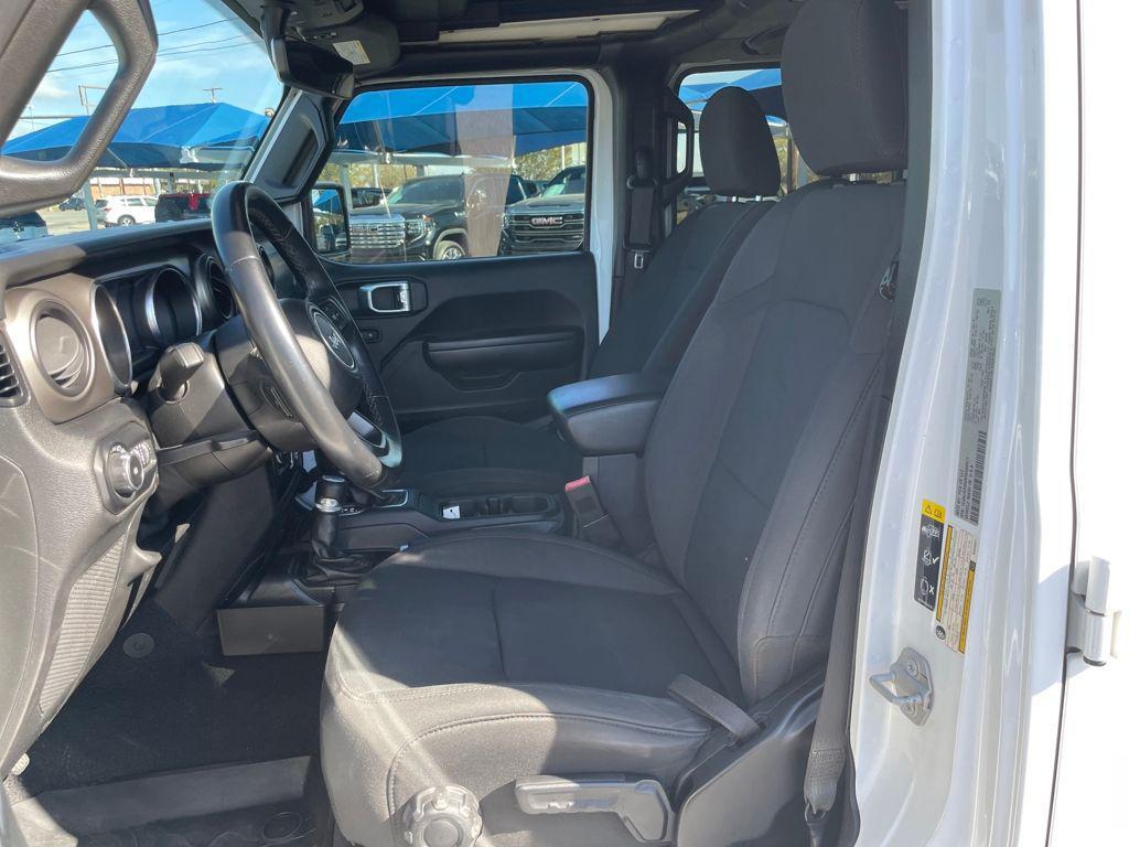 used 2021 Jeep Wrangler car, priced at $25,658