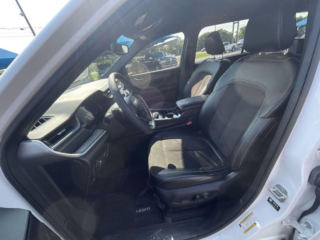 used 2023 Jeep Grand Cherokee L car, priced at $28,999