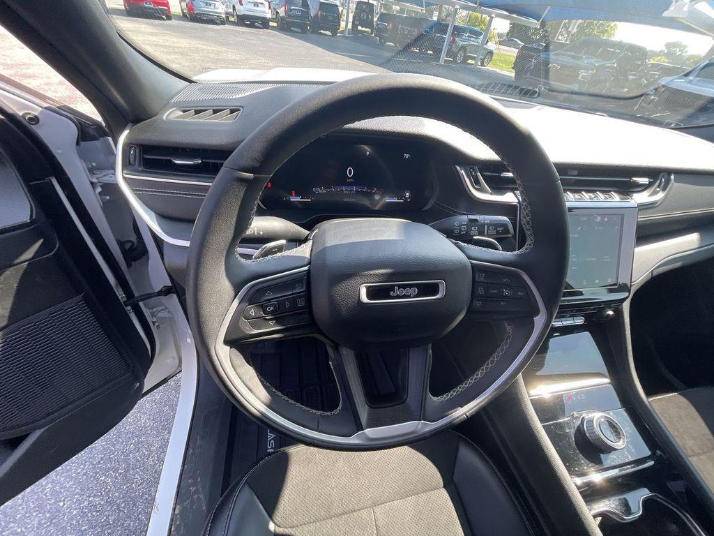 used 2023 Jeep Grand Cherokee L car, priced at $28,999