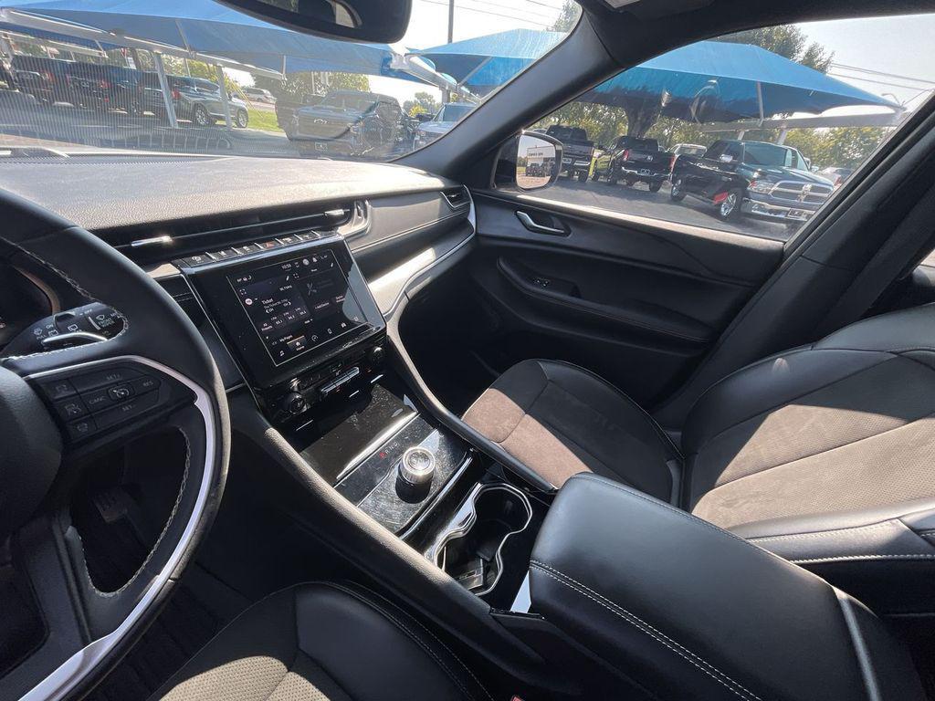 used 2023 Jeep Grand Cherokee L car, priced at $28,999