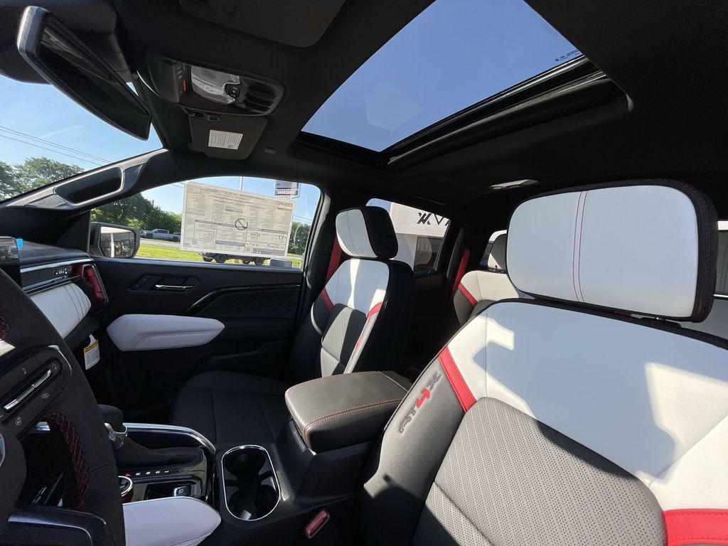 new 2025 GMC Canyon car, priced at $48,929
