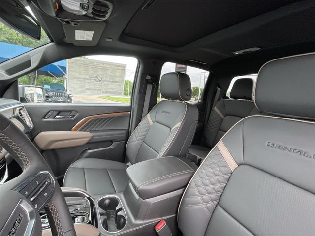 new 2025 GMC Canyon car, priced at $55,207