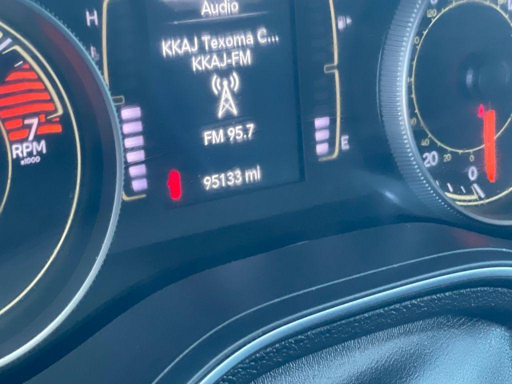 used 2021 Jeep Cherokee car, priced at $13,179