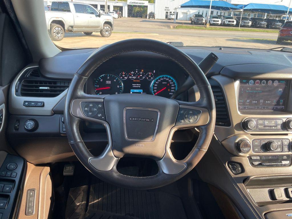 used 2019 GMC Yukon XL car, priced at $25,998