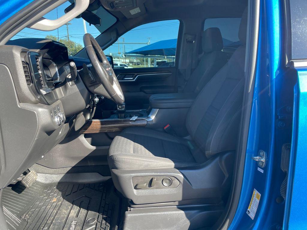 used 2023 GMC Sierra 1500 car, priced at $39,963