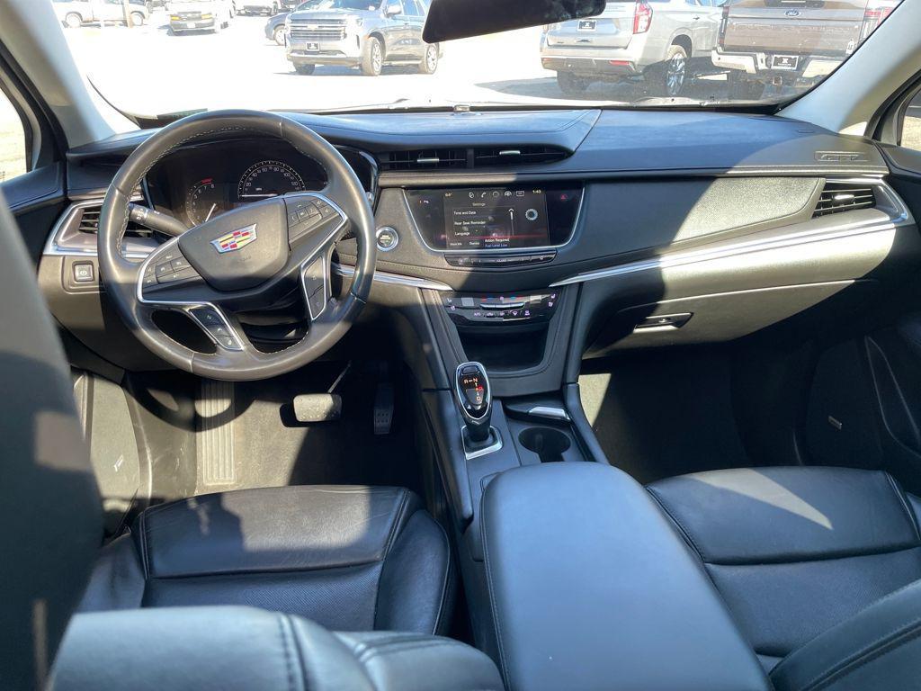 used 2018 Cadillac XT5 car, priced at $15,977