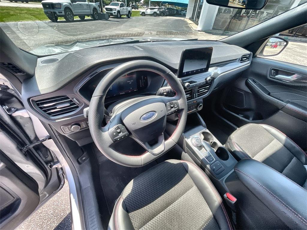 used 2024 Ford Escape car, priced at $21,495