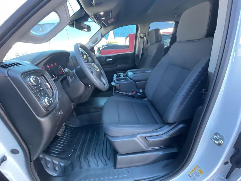 new 2026 GMC Sierra 1500 car, priced at $40,944