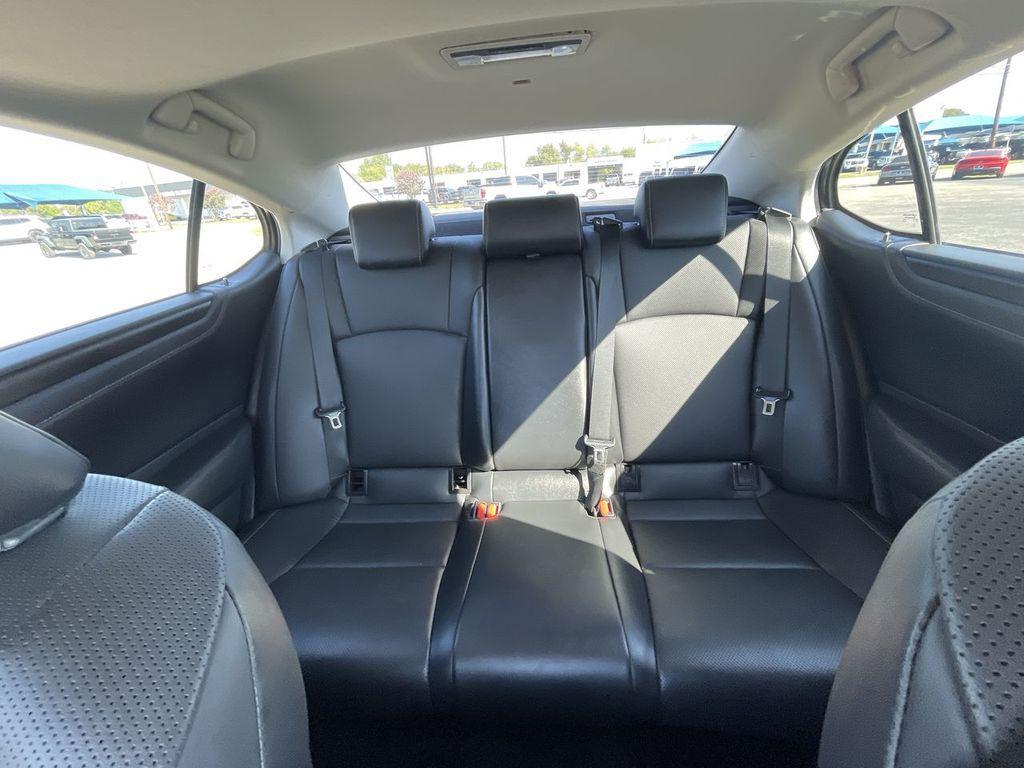 used 2022 Lexus ES 350 car, priced at $30,994