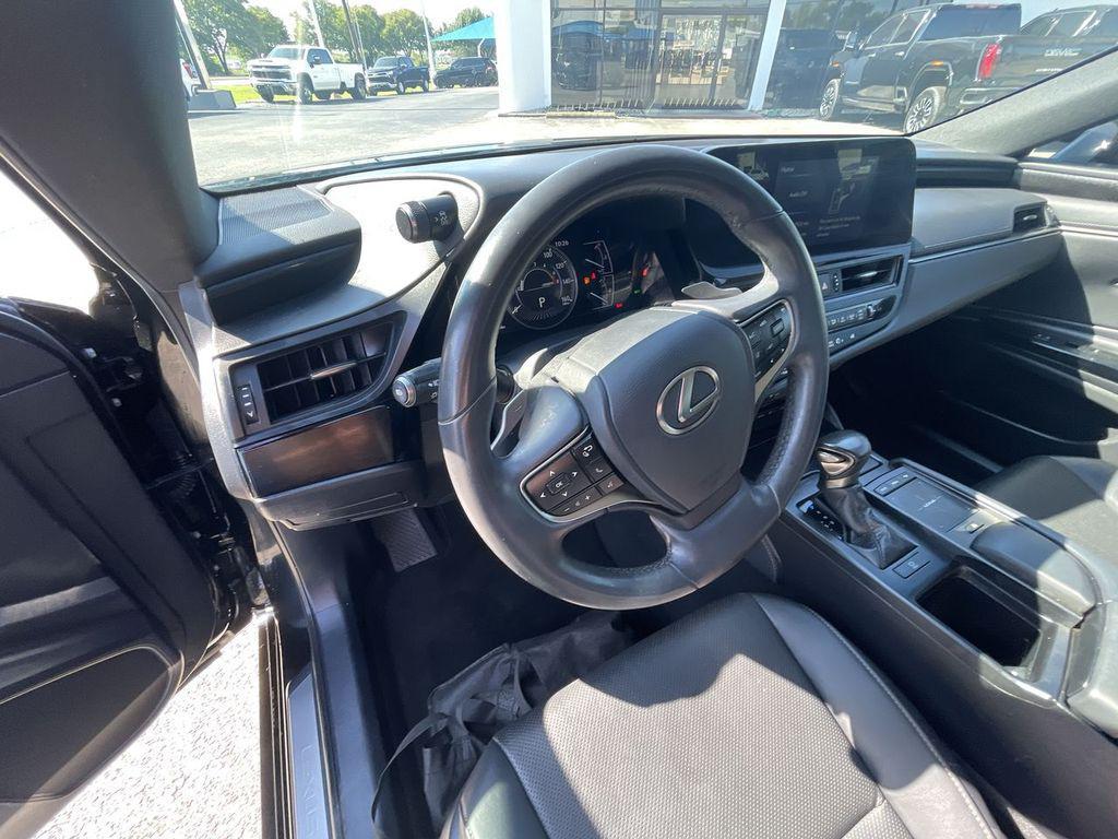 used 2022 Lexus ES 350 car, priced at $30,994
