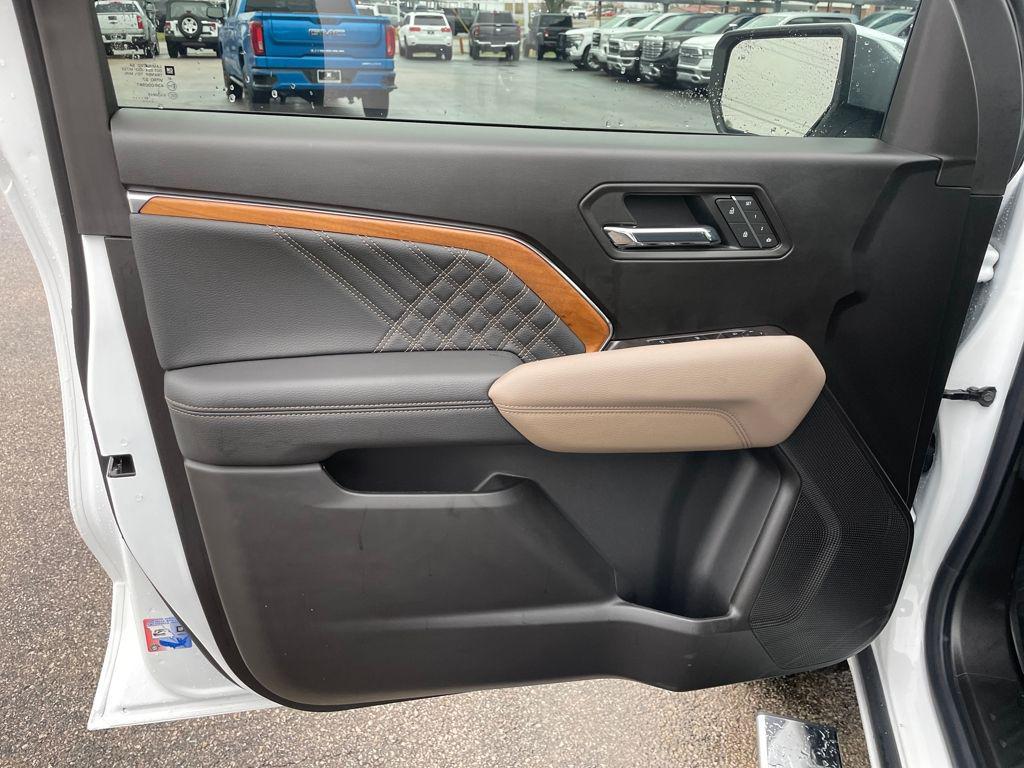 new 2026 GMC Canyon car, priced at $54,086