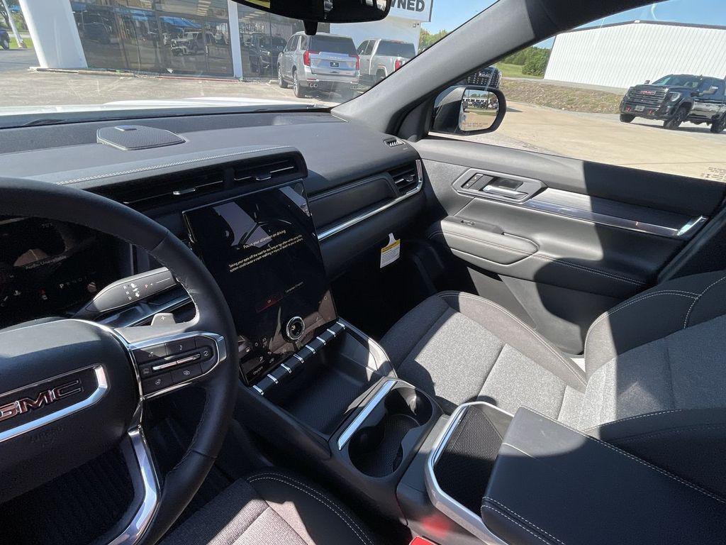 new 2026 GMC Terrain car, priced at $30,133