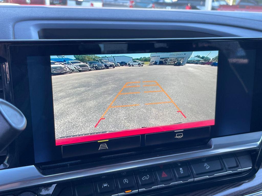 used 2024 Chevrolet Silverado 1500 car, priced at $35,567