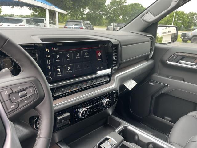 new 2025 GMC Sierra 1500 car, priced at $58,975
