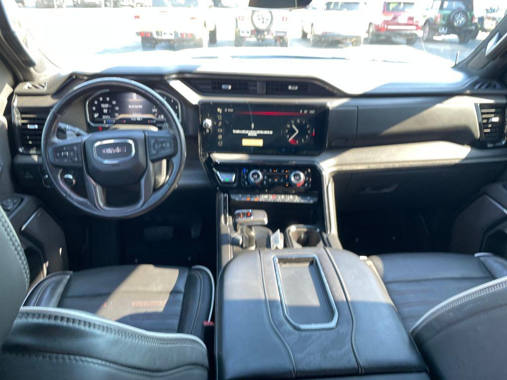 used 2022 GMC Sierra 1500 car, priced at $45,996