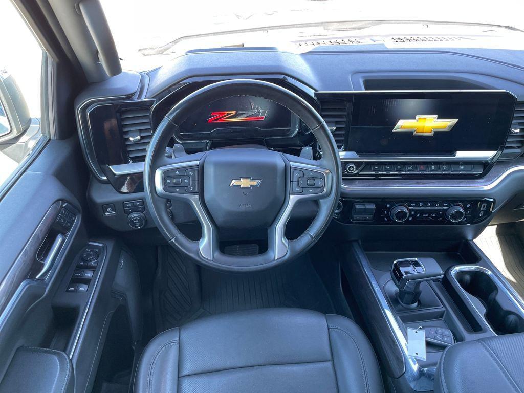 used 2024 Chevrolet Silverado 1500 car, priced at $38,802