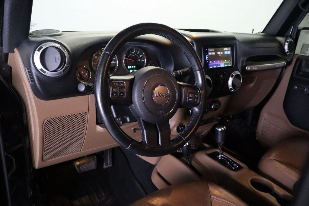 used 2015 Jeep Wrangler Unlimited car, priced at $20,400