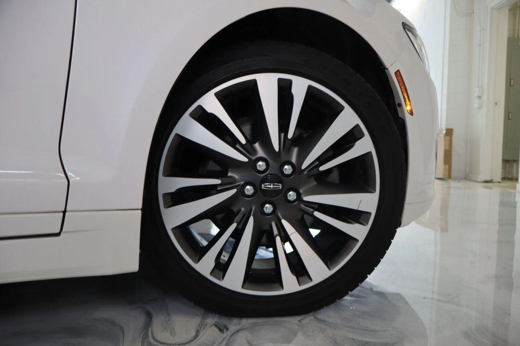 used 2017 Lincoln MKZ Hybrid car, priced at $15,400